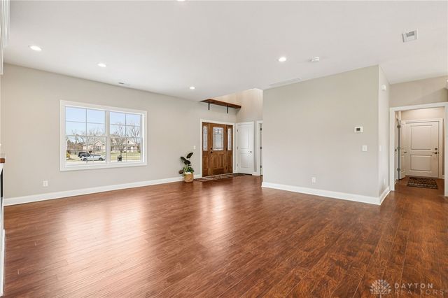 9971 Stonemeade Way, Dayton, OH 45458