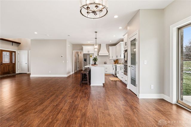 9971 Stonemeade Way, Dayton, OH 45458