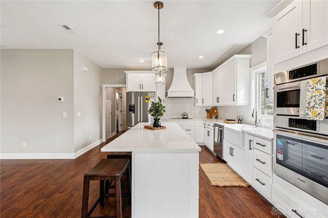 9971 Stonemeade Way, Dayton, OH 45458