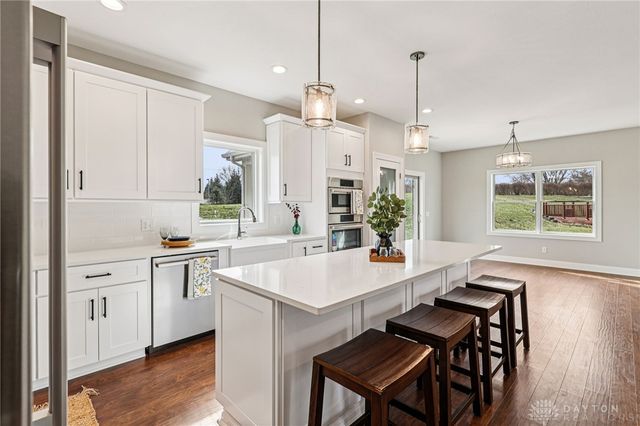 9971 Stonemeade Way, Dayton, OH 45458