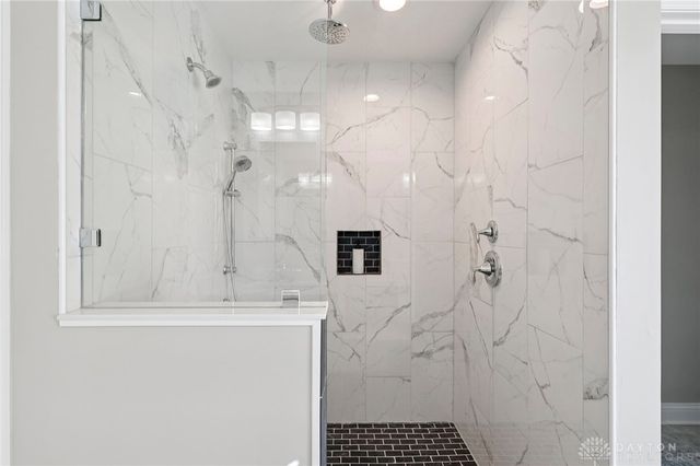 9971 Stonemeade Way, Dayton, OH 45458