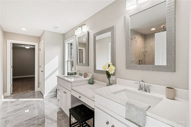 9971 Stonemeade Way, Dayton, OH 45458