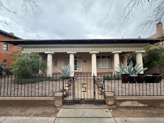 324 S 6th Ave Apt A, Tucson, AZ 85701