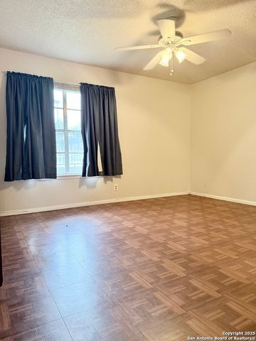 911 Vance Jackson UNIT 104J, San Antonio, TX 78201