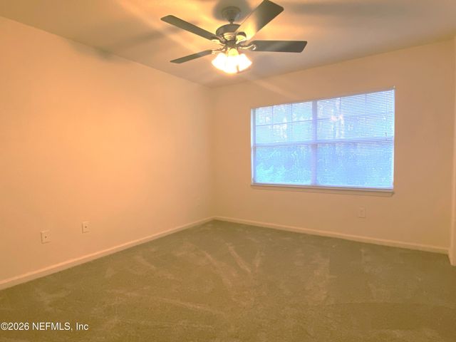 8550 ARGYLE BUSINESS Loop 906, Jacksonville, FL 32244