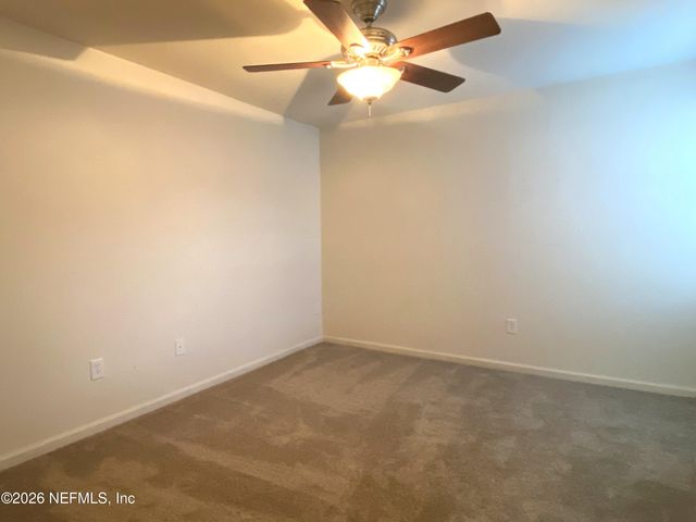 8550 ARGYLE BUSINESS Loop 906, Jacksonville, FL 32244