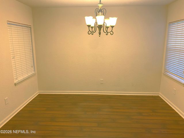 8550 ARGYLE BUSINESS Loop 906, Jacksonville, FL 32244