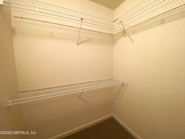 8550 ARGYLE BUSINESS Loop 906, Jacksonville, FL 32244