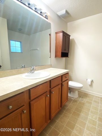 8550 ARGYLE BUSINESS Loop 906, Jacksonville, FL 32244