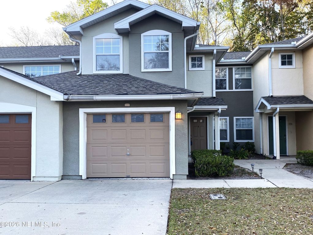 8550 ARGYLE BUSINESS Loop 906, Jacksonville, FL 32244