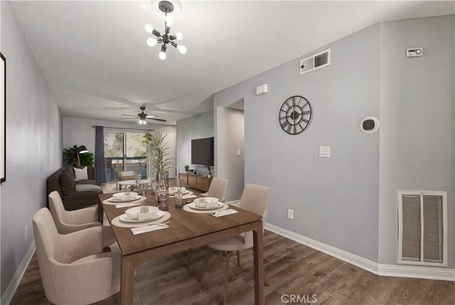 20362 Rue Crevier 605, Canyon Country, CA 91351
