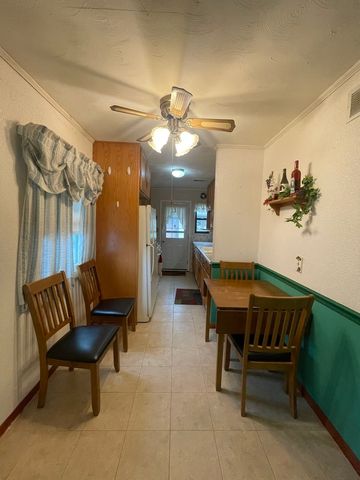 11609 18th Street, Milan, IL 61264