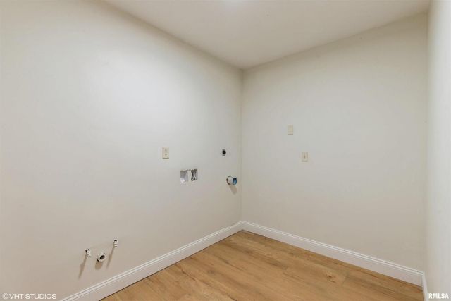 27339 SHERRY ANN Court, Donahue, IA 52746