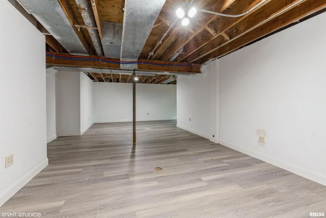 27339 SHERRY ANN Court, Donahue, IA 52746