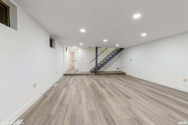 27339 SHERRY ANN Court, Donahue, IA 52746