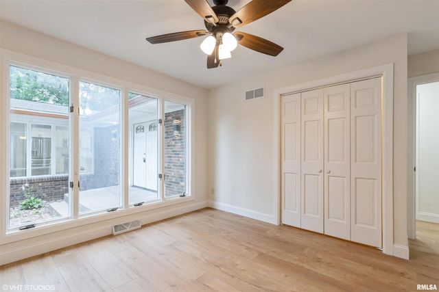 27339 SHERRY ANN Court, Donahue, IA 52746