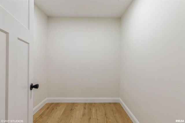 27339 SHERRY ANN Court, Donahue, IA 52746