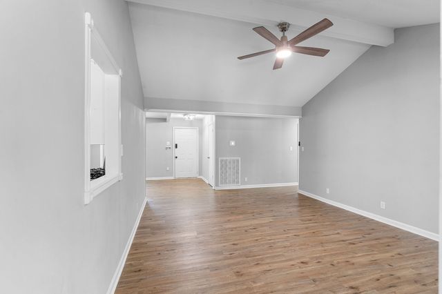 440 Cunningham Ln, Clarksville, TN 37042