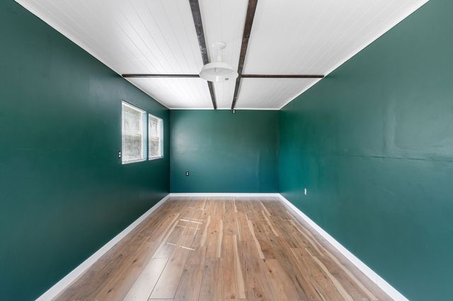 440 Cunningham Ln, Clarksville, TN 37042