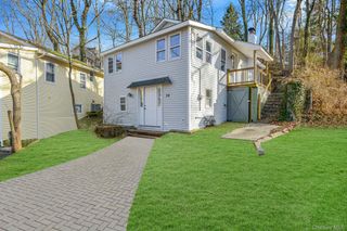 34 Glenna Little Trail, Huntington, NY 11743