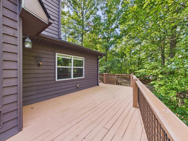 121 High Ridge Road, Murphy, NC 28906