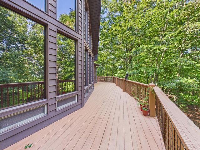 121 High Ridge Road, Murphy, NC 28906