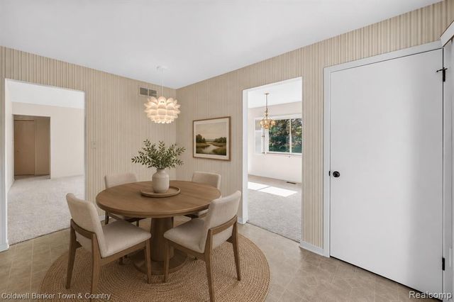 6172 Westbrooke Drive, West Bloomfield, MI 48322