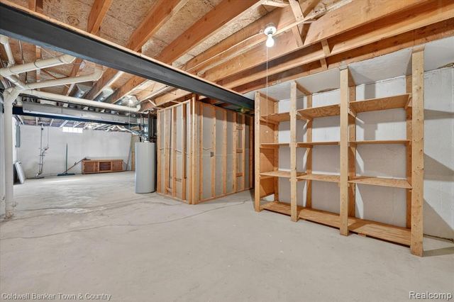 6172 Westbrooke Drive, West Bloomfield, MI 48322
