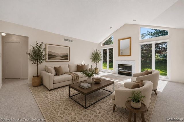 6172 Westbrooke Drive, West Bloomfield, MI 48322