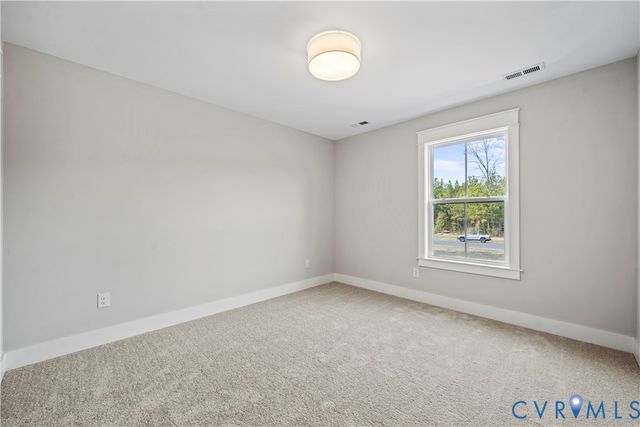 9016 Santee Ln, Hanover, VA 23111