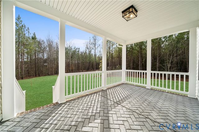 9016 Santee Ln, Hanover, VA 23111