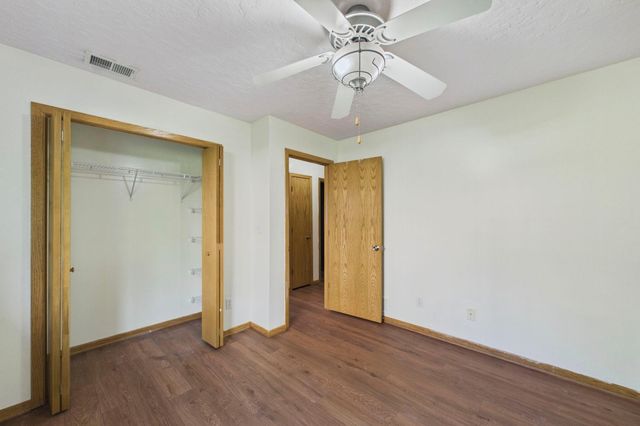 6665 13th Street Court N, Oakdale, MN 55128