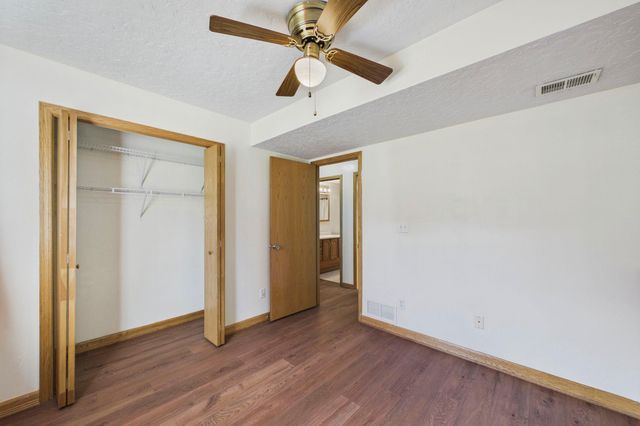 6665 13th Street Court N, Oakdale, MN 55128