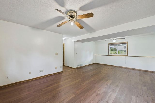 6665 13th Street Court N, Oakdale, MN 55128