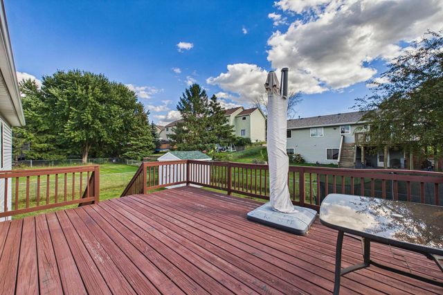 6665 13th Street Court N, Oakdale, MN 55128