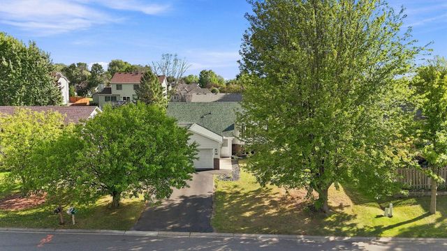 6665 13th Street Court N, Oakdale, MN 55128
