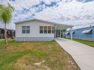 15 SE Iberian Lane, Port St Lucie, FL 34952