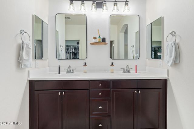 1317 E EUCALYPTUS Lane, San Tan Valley, AZ 85143