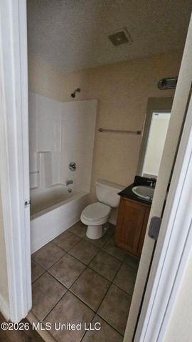 5451 Quail Creek Circle, D'iberville, MS 39540