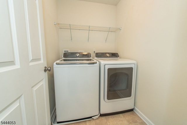11 ALBERT CT, Randolph Twp., NJ 07869
