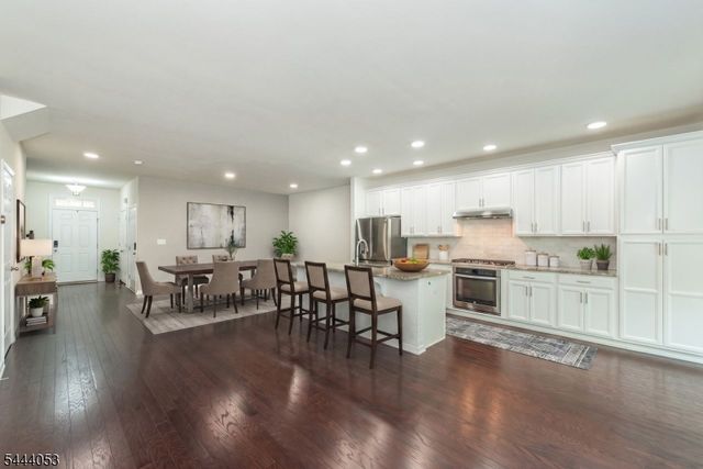 11 ALBERT CT, Randolph Twp., NJ 07869