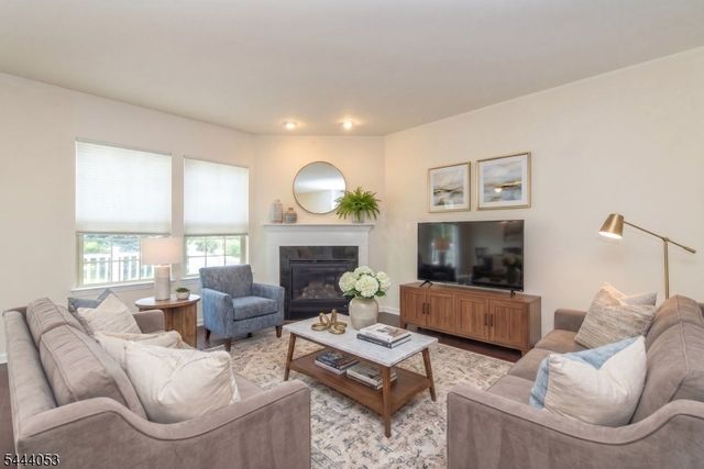 11 ALBERT CT, Randolph Twp., NJ 07869