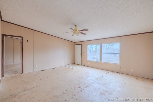 27757 W 41st Street S, Mannford, OK 74044