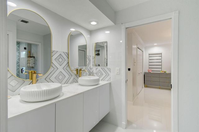 14950 Roan Court, Wellington, FL 33414