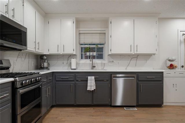 250 Sable Trace Drive, Acworth, GA 30102