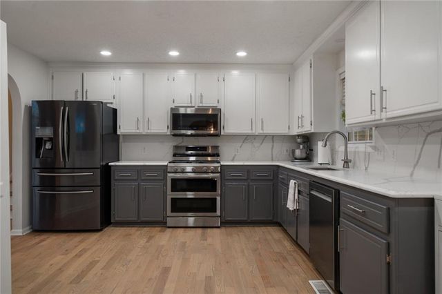 250 Sable Trace Drive, Acworth, GA 30102