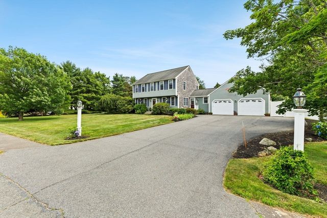 199 Brook Bend Rd, Hanson, MA 02341