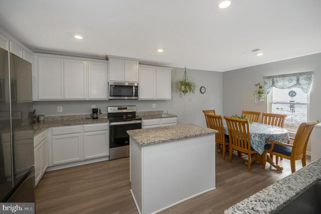 17086 ROLLINS ROAD, Bowling Green, VA 22427