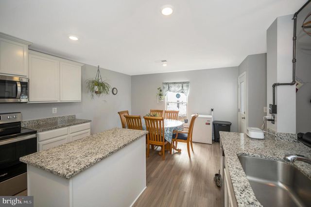 17086 ROLLINS ROAD, Bowling Green, VA 22427