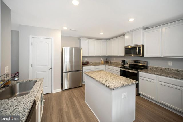 17086 ROLLINS ROAD, Bowling Green, VA 22427